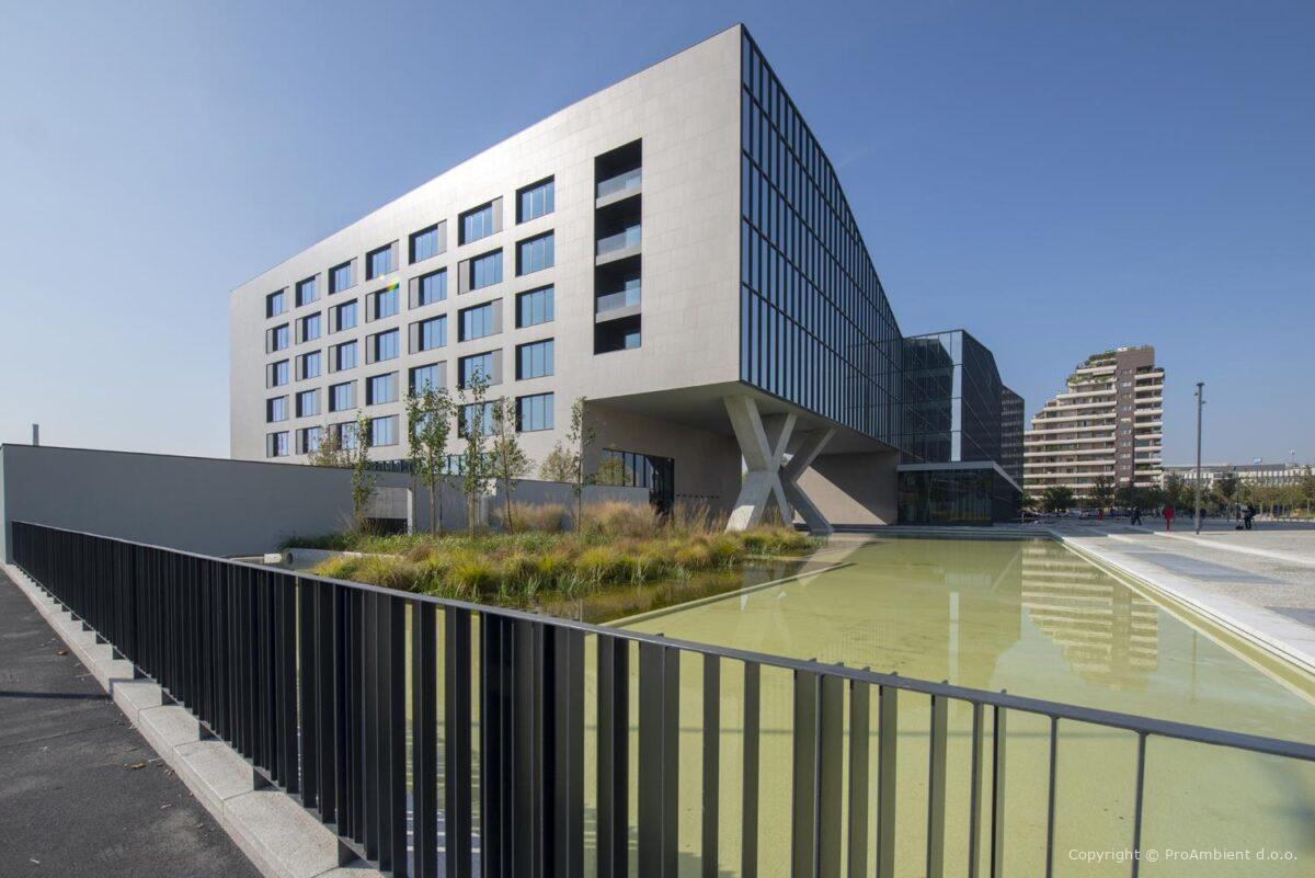 8666 N 7179 N Cde Cluny Fastweb Headquarter Milan Italy Phleotorri 004